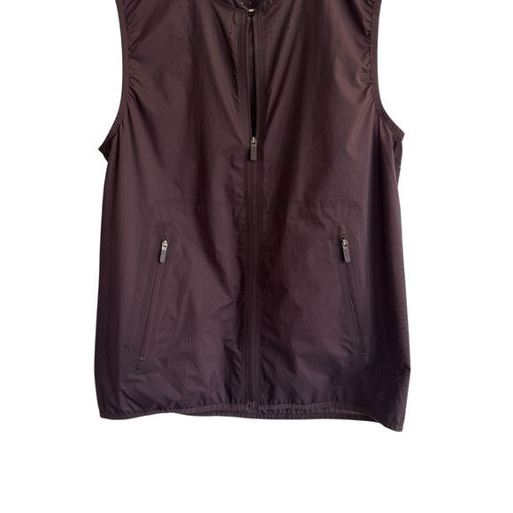 Lululemon Like The Wind Vest, Pelt, Size 2 - Picture 10 of 14